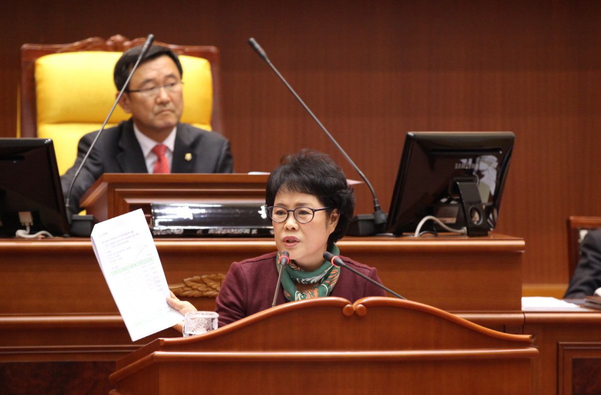 제229회 도봉구의회 임시회중 본회의 - 9
