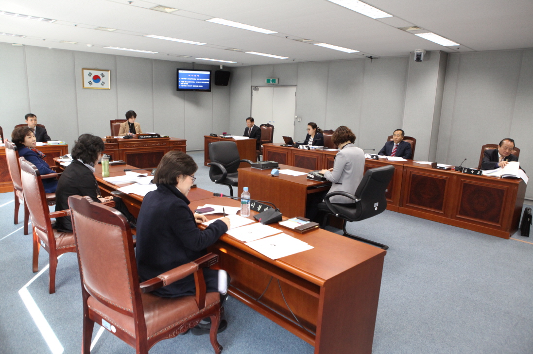 제244회 도봉구의회 임시회중 행정기획위원회 - 8