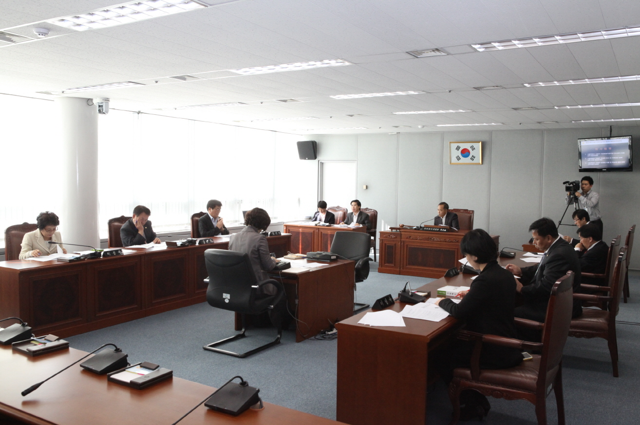 제221회 도봉구의회 임시회중 행정복지위원회 - 1