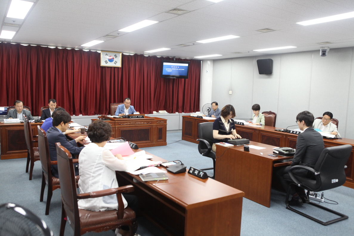 제256회 도봉구의회 정례회중 운영위원회 - 6