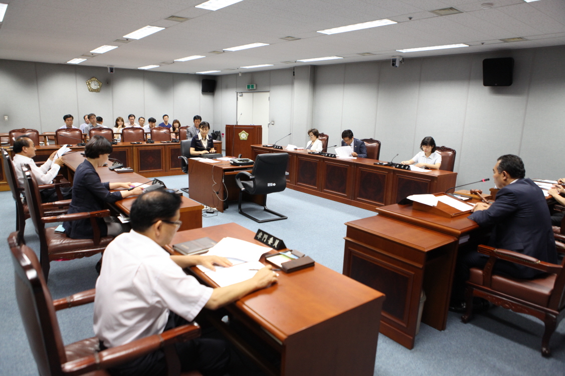 제239회 도봉구의회 임시회중 운영위원회 - 4
