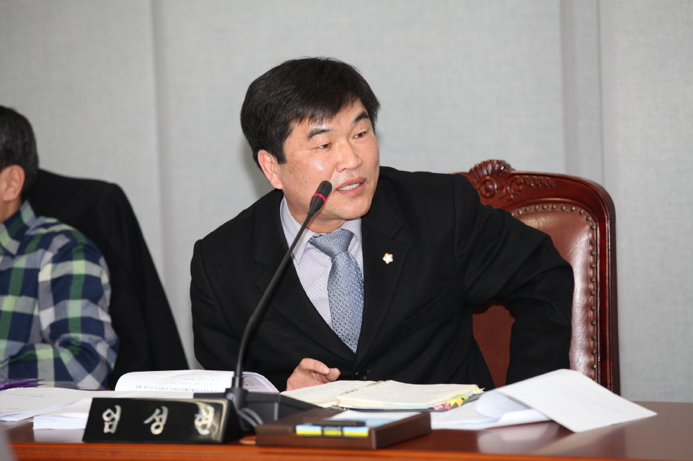 제214회 도봉구의회 임시회중 행정복지위원회 - 8