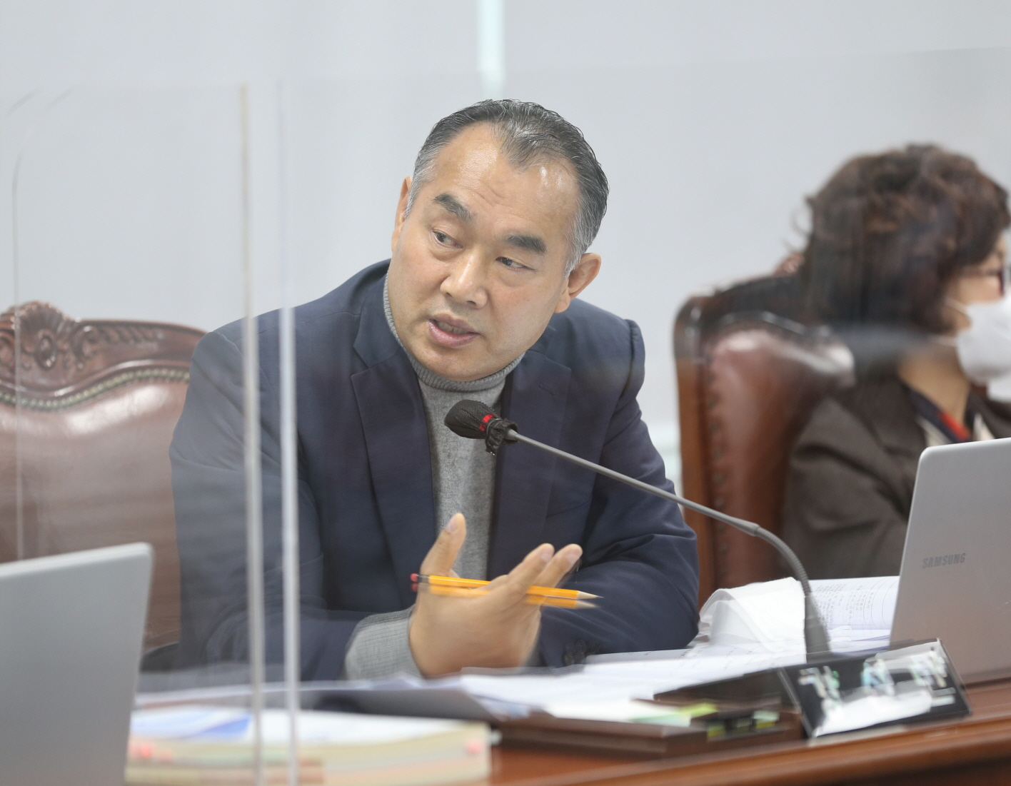 제311회 2차 정례회 행정기획위원회 행정사무감사 실시 - 6