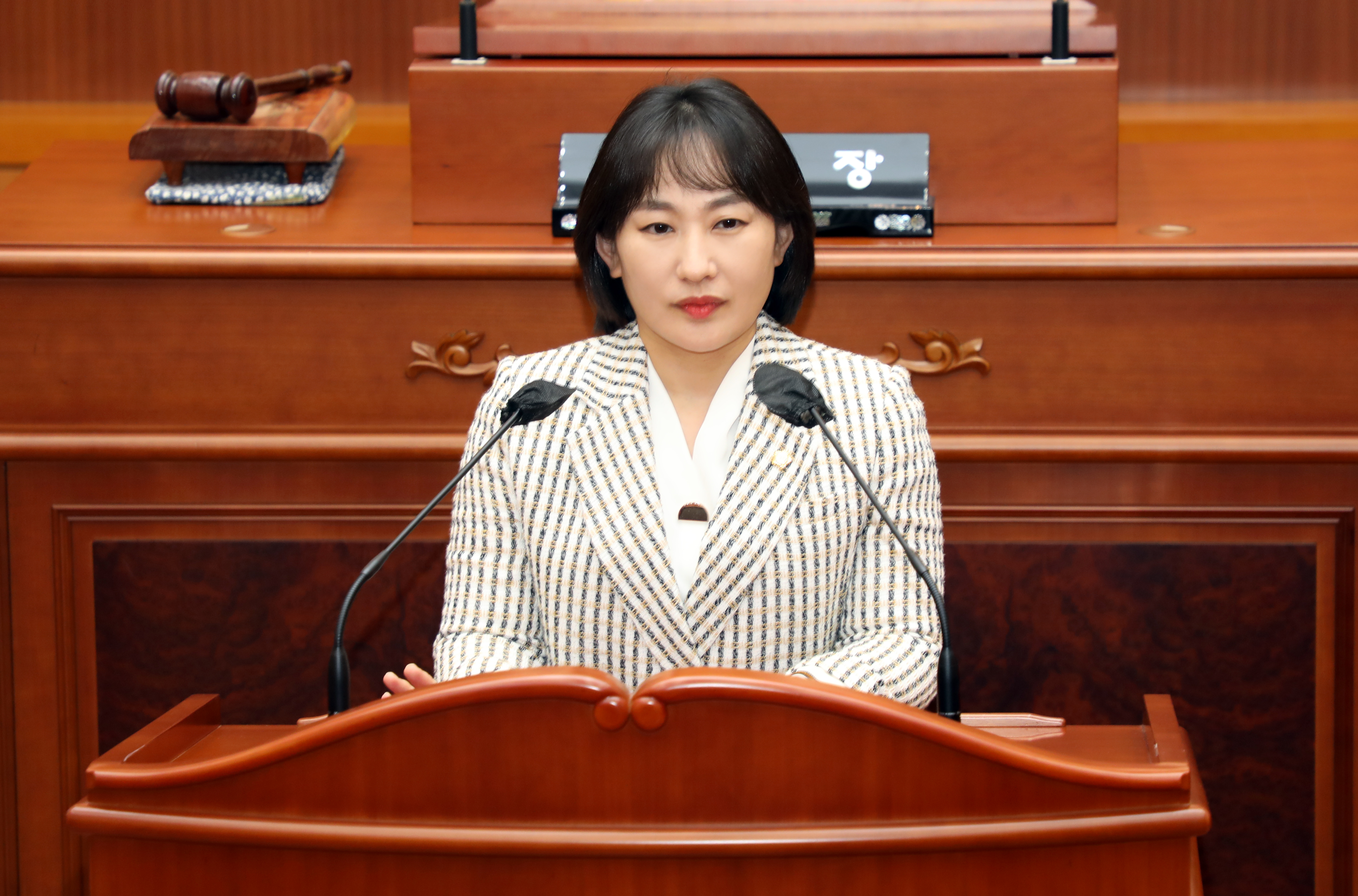 [제321회 임시회] 제2차 본회의 - 3