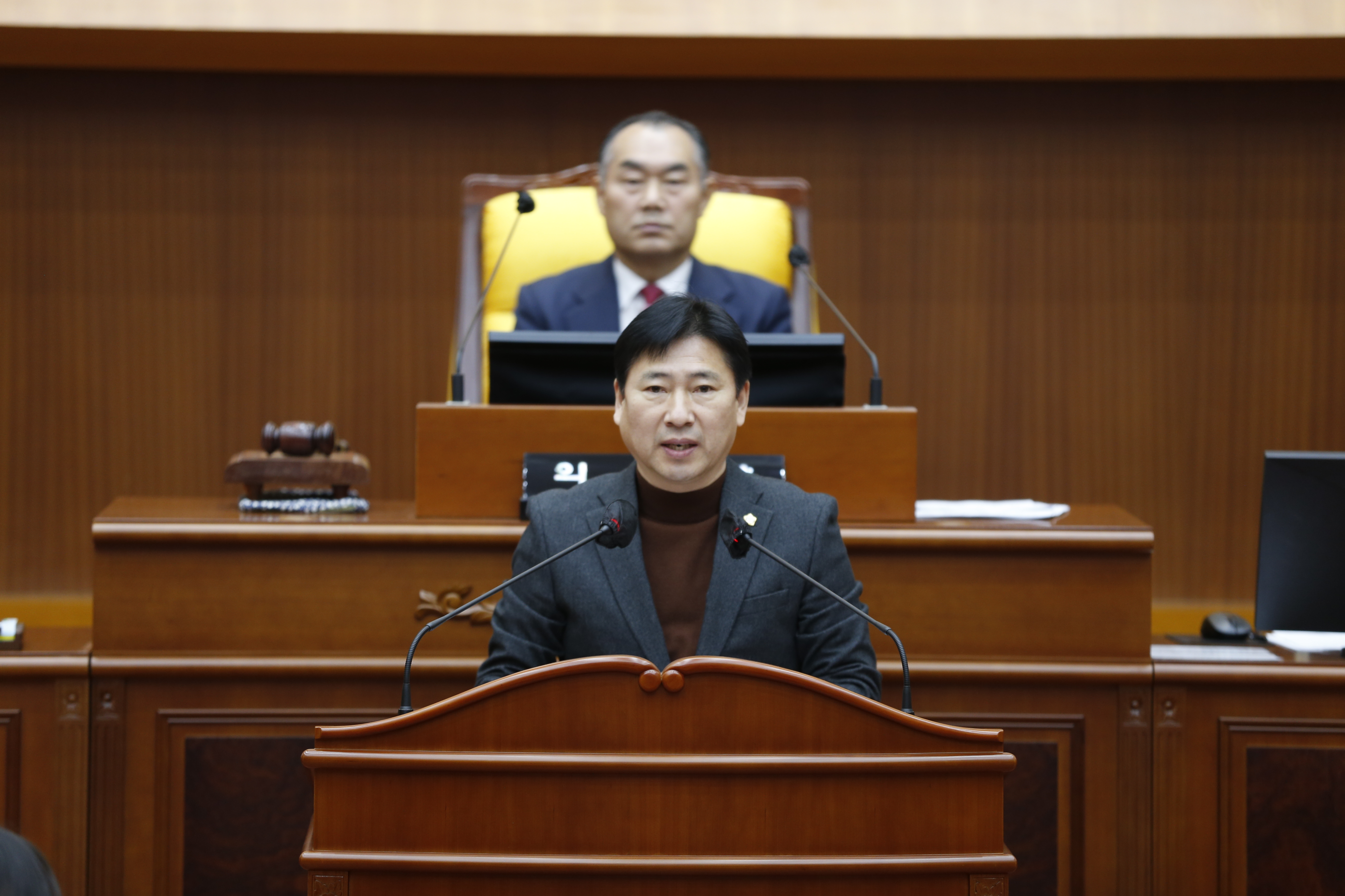 [제323회 임시회] 제2차 본회의 - 4