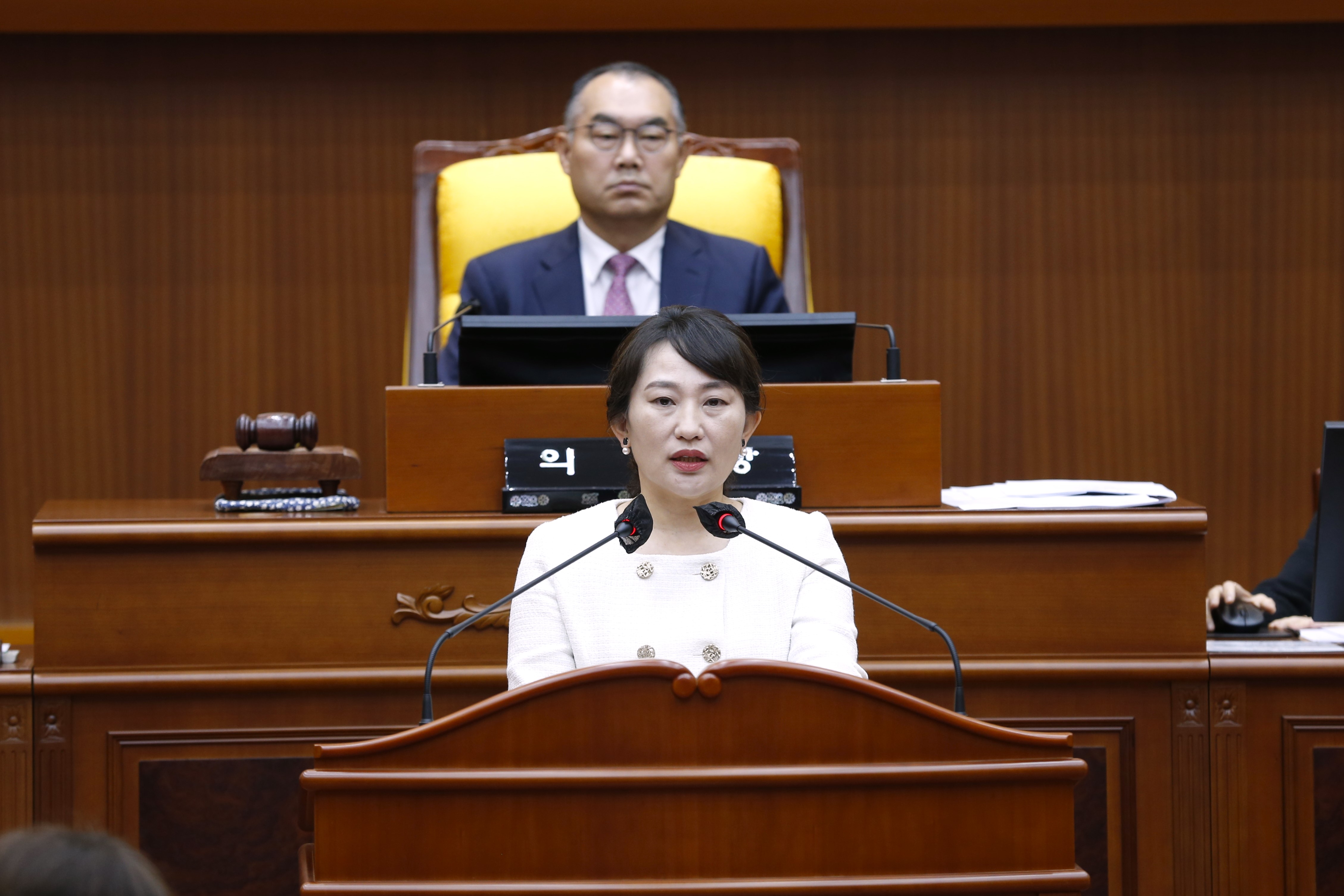 [제330회 임시회] 제2차 본회의 - 2