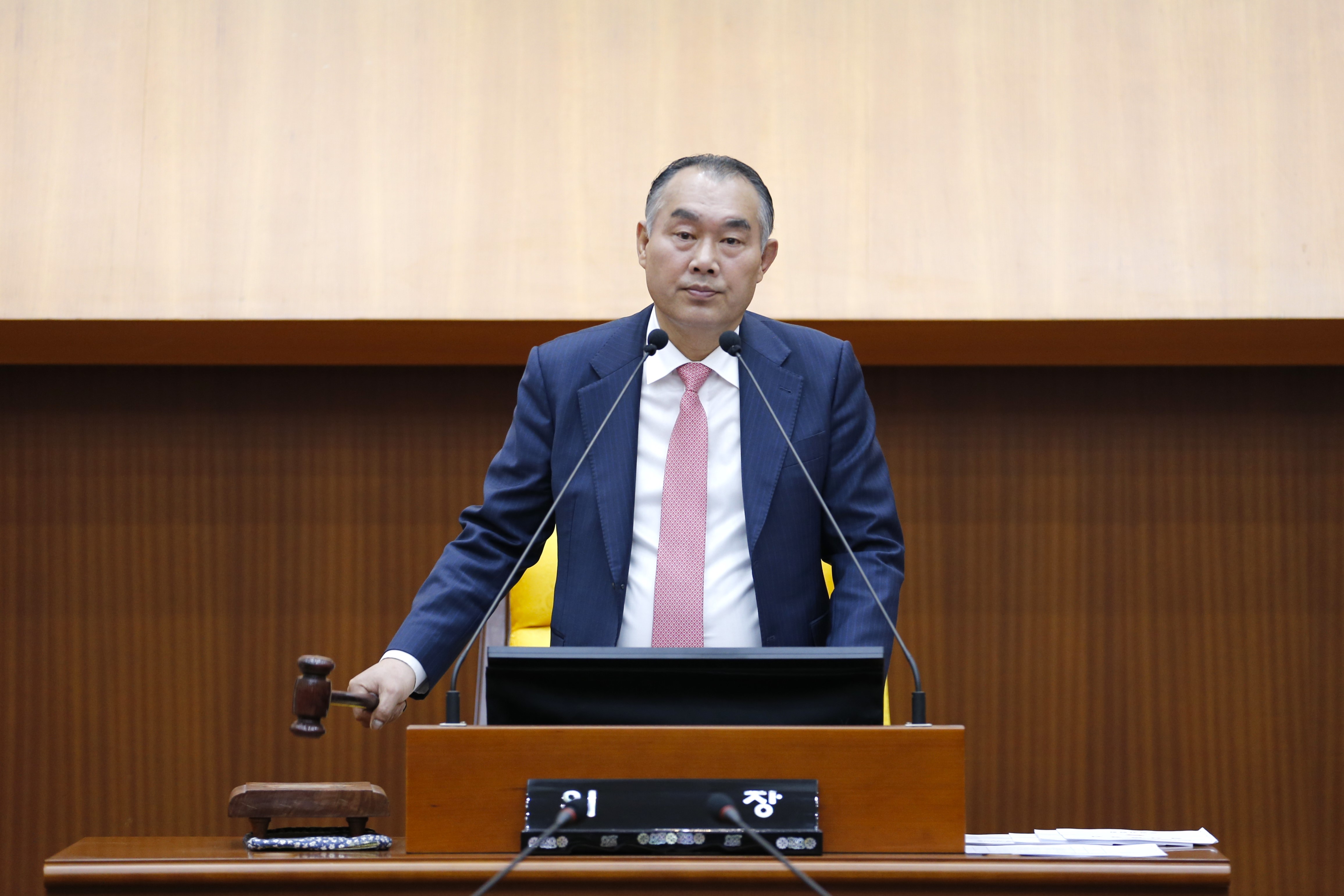 [제333회 임시회] 노인복지법 일부개정법률안 신속처리 촉구 결의 - 2