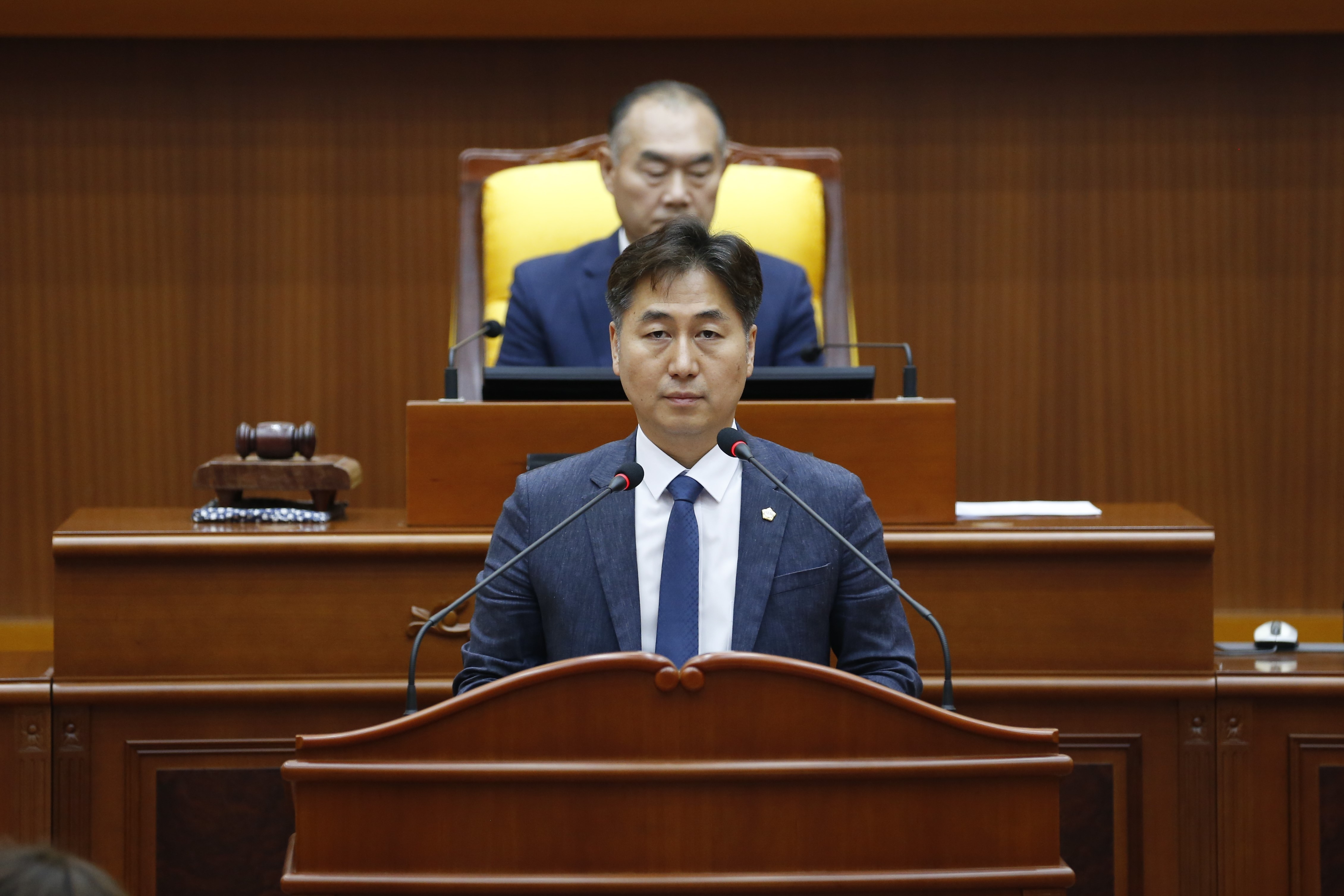 제357회 정례회 제2차 본회의 <구정질문> - 12
