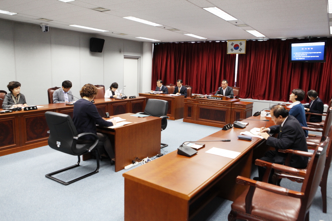 제240회 도봉구의회 정례회 폐회중 운영위원회 - 3
