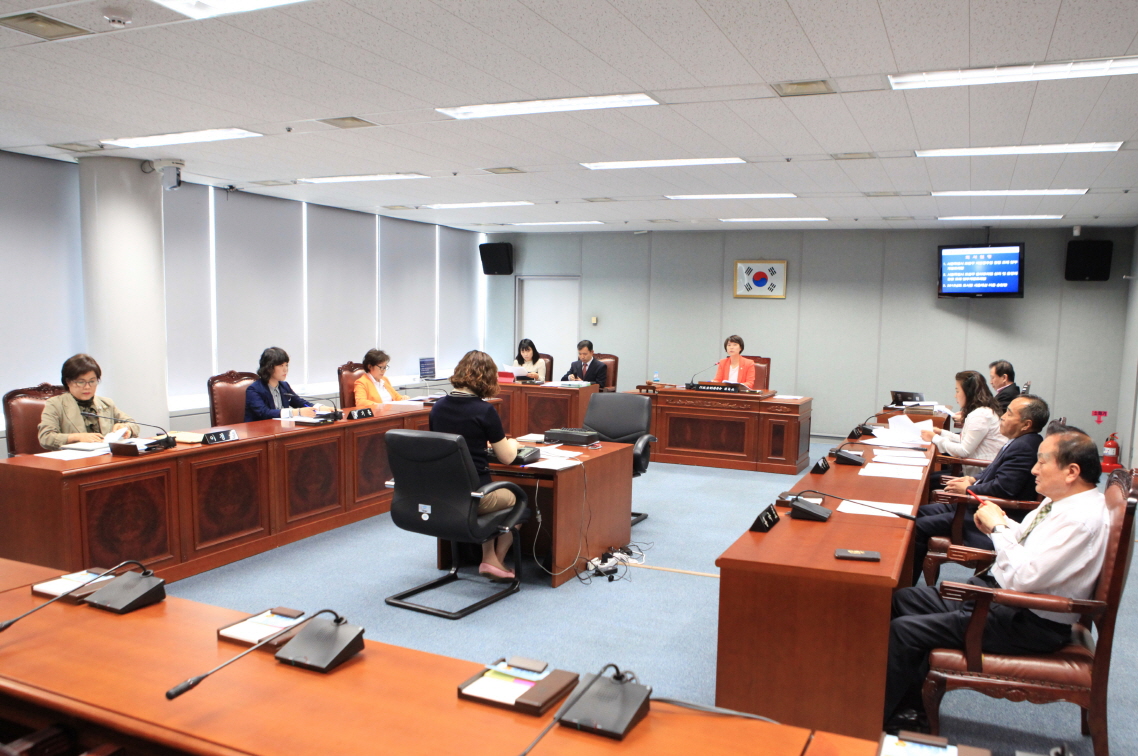 제246회 도봉구의회 임시회중 행정기획위원회 - 8