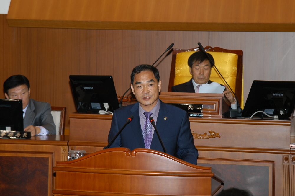 제211회 도봉구의회 임시회중 본회의 - 5