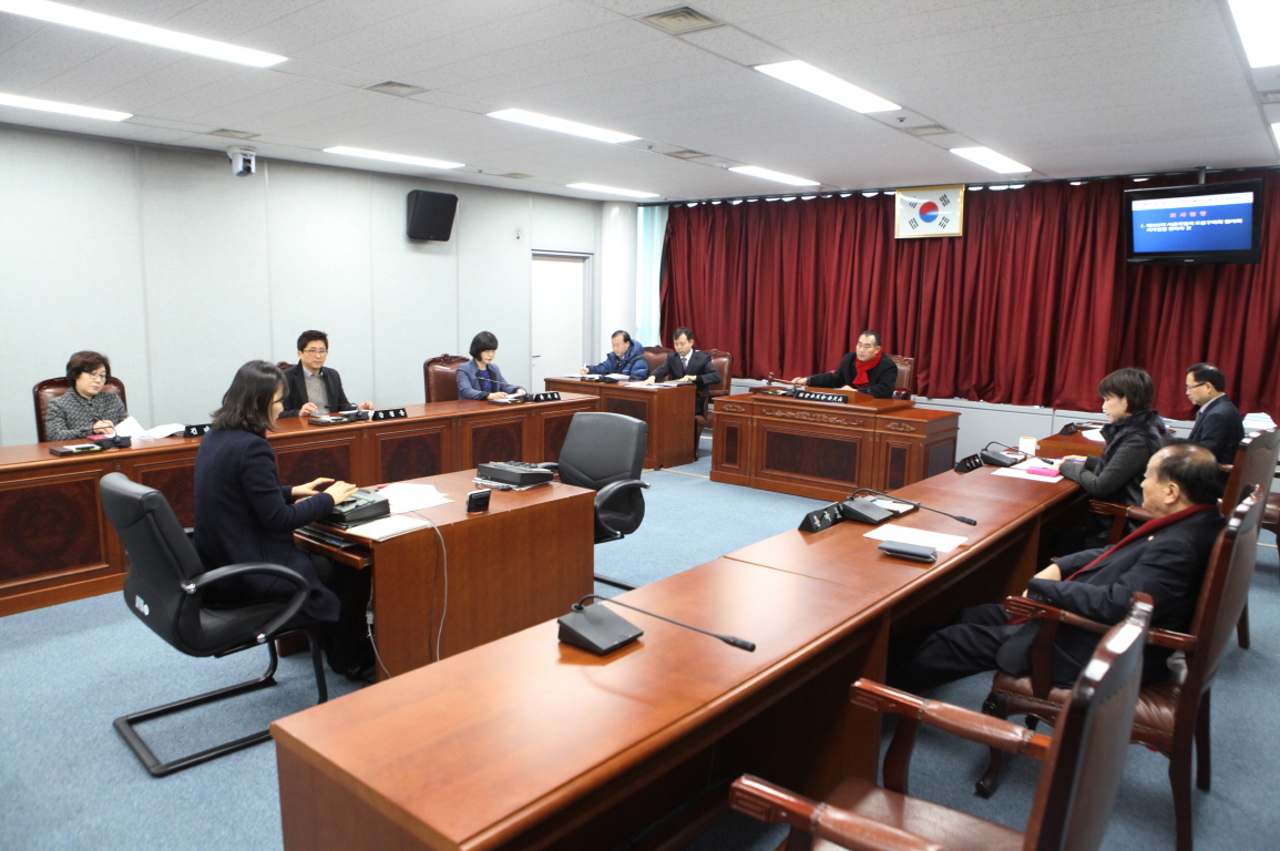 제251회 도봉구의회 정례회 폐회중 운영위원회 - 3