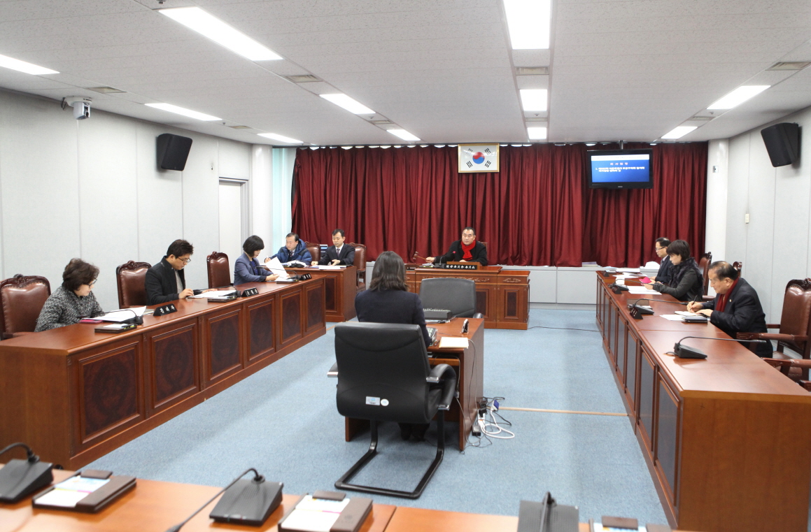 제251회 도봉구의회 정례회 폐회중 운영위원회 - 4