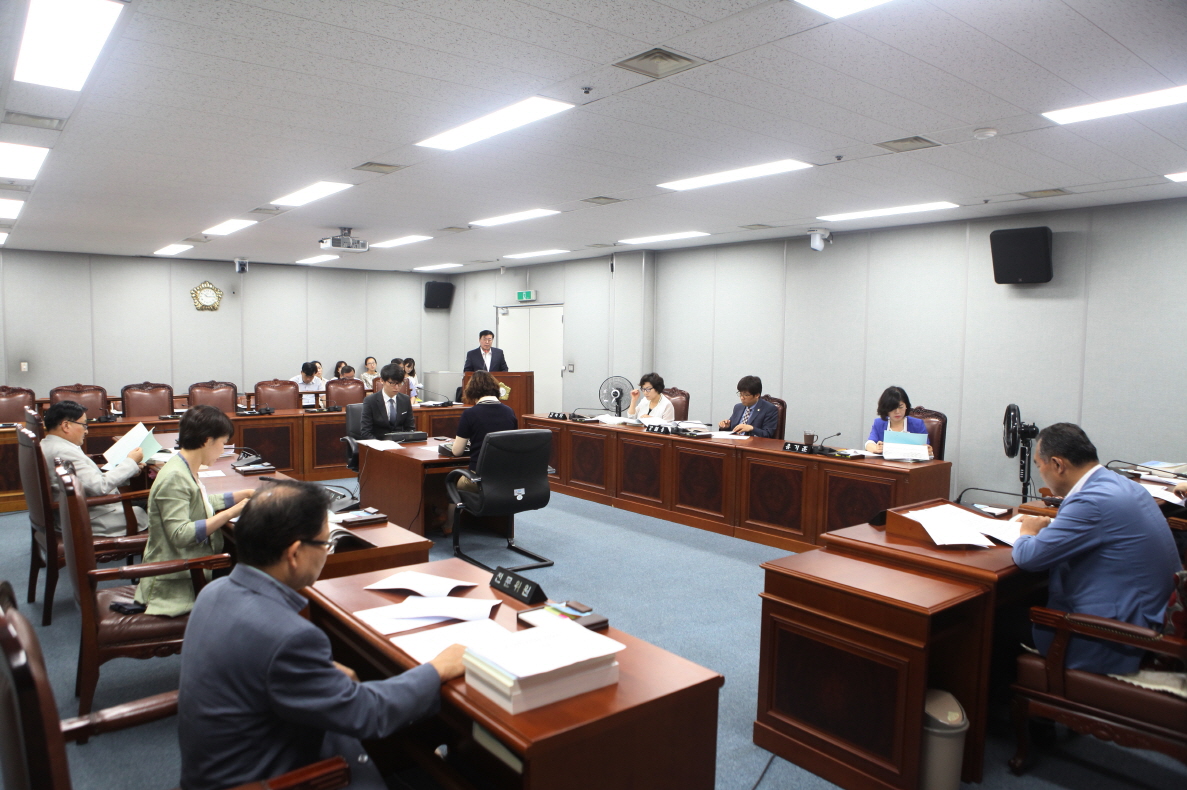 제256회 도봉구의회 정례회중 운영위원회 - 4