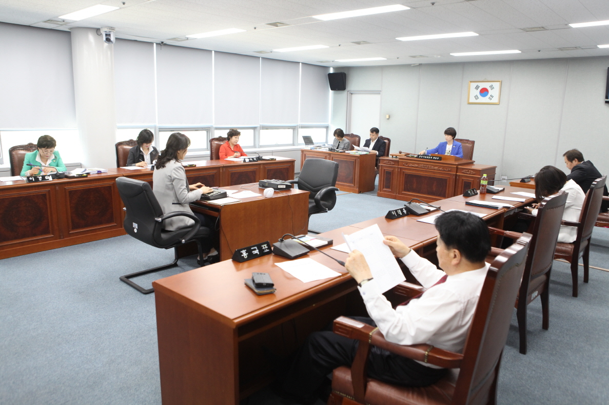 제255회 도봉구의회 임시회중 행정기획위원회 - 10