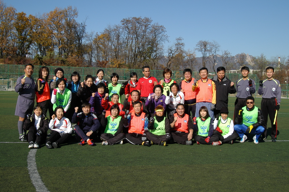 도봉구의회, 여성. 노인축구회와 함께 친선축구대회 - 4