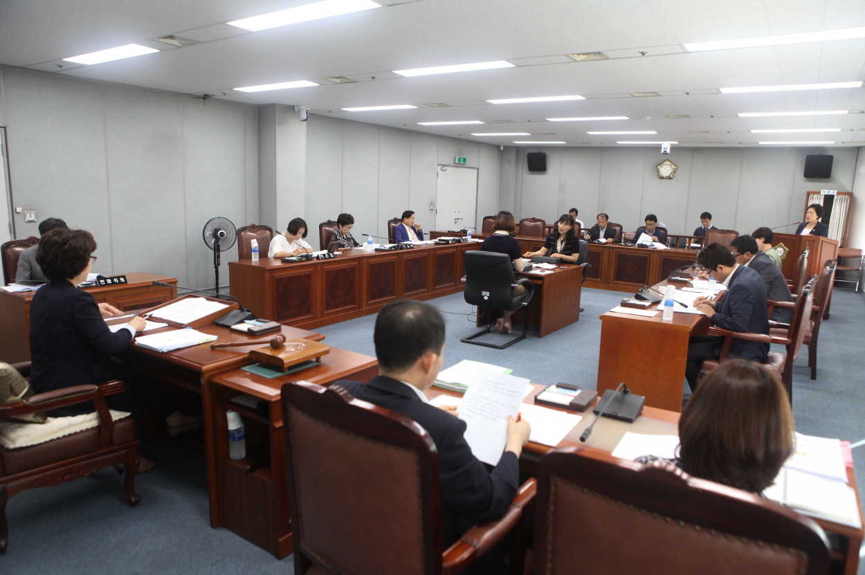 제258회 도봉구의회 임시회중 행정기획위원회 - 11