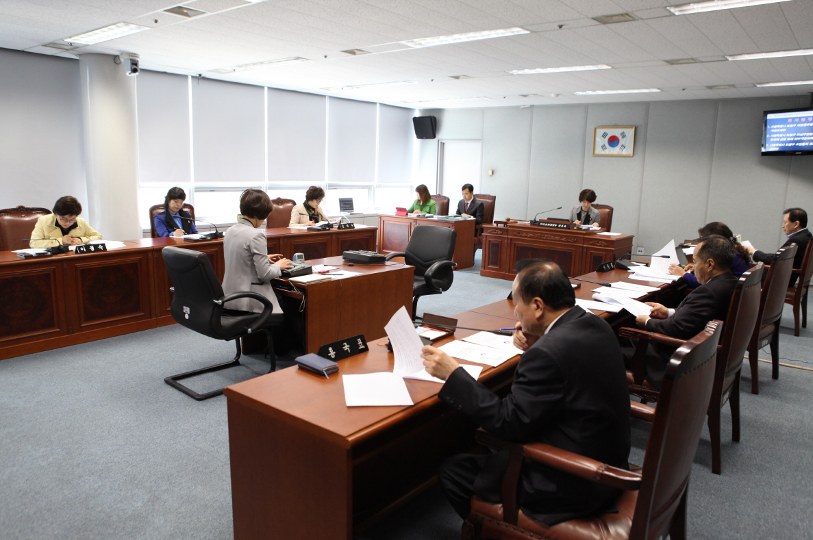 제245회 도봉구의회 임시회중 행정기획위원회 - 8