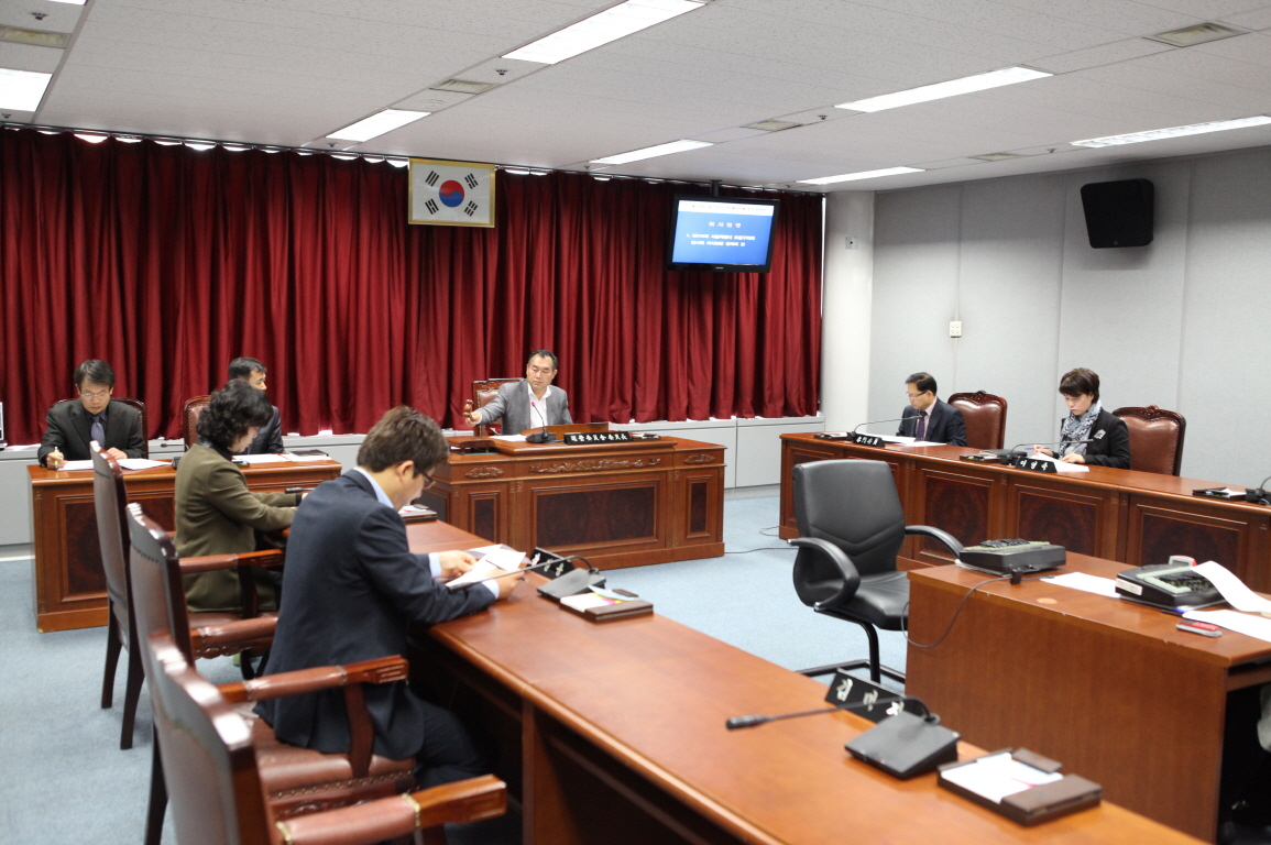 제244회 도봉구의회 임시회 폐회중 운영위원회 - 4