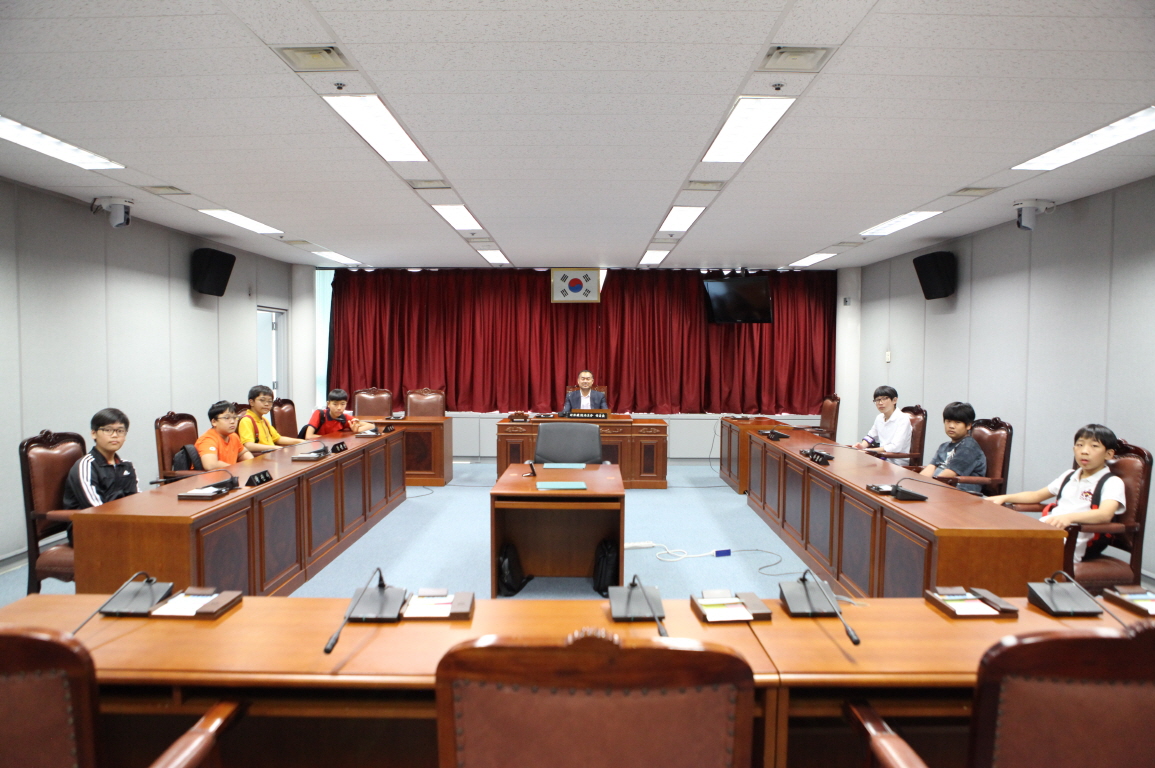 선덕중학교 의회방문 - 5