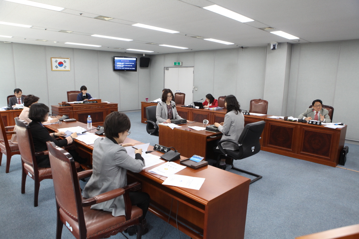 제254회 도봉구의회 임시회중 행정기획위원회 - 9