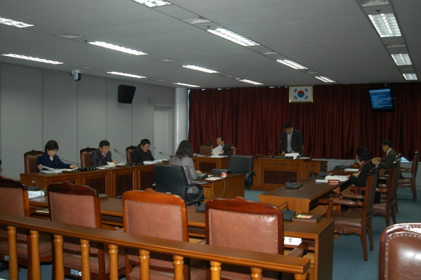제213회 도봉구의회 2차정례회중 재무건설위원회