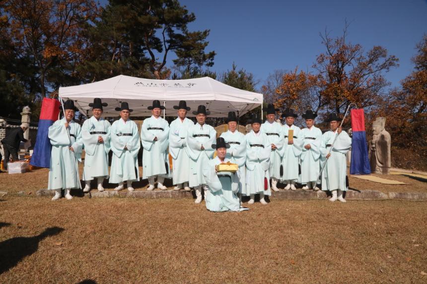 연산숭모회 참석