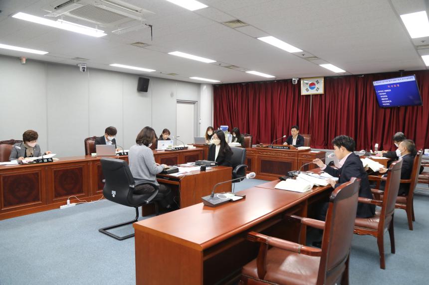 [제322회 제2차 정례회] 복지건설위원회 개회