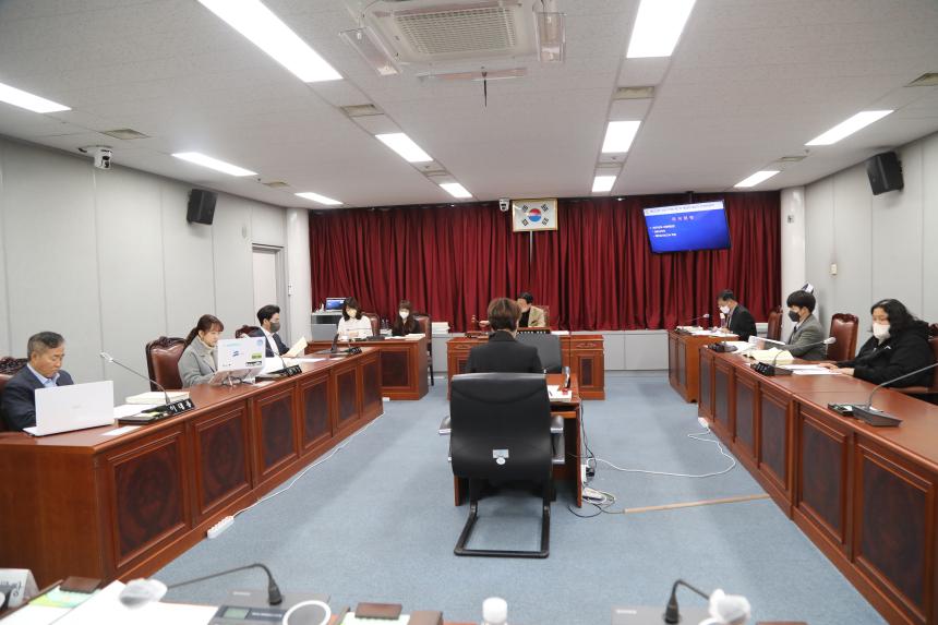 [제322회 제2차 정례회] 운영위원회 개회