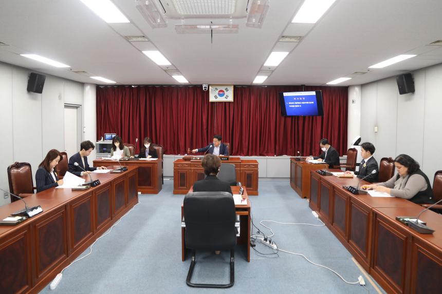 [제325회 임시회] 폐회중 운영위원회