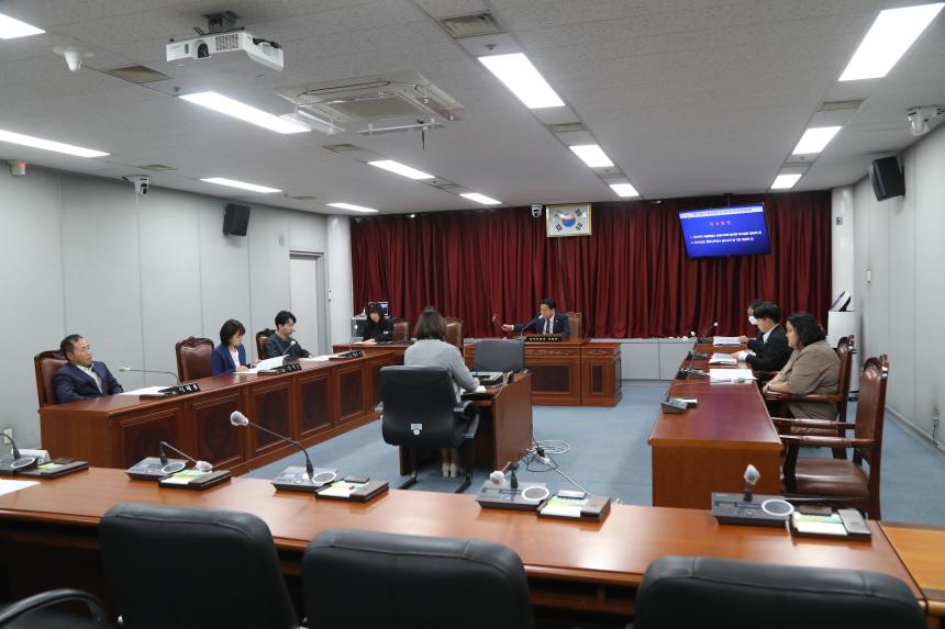 [제329회 임시회] 폐회중 운영위원회