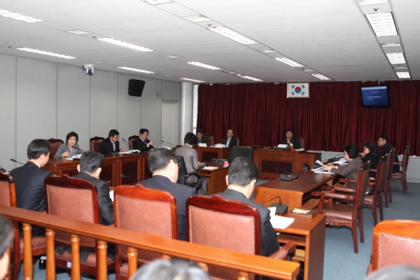 제214회 도봉구의회 임시회중 재무건설위원회
