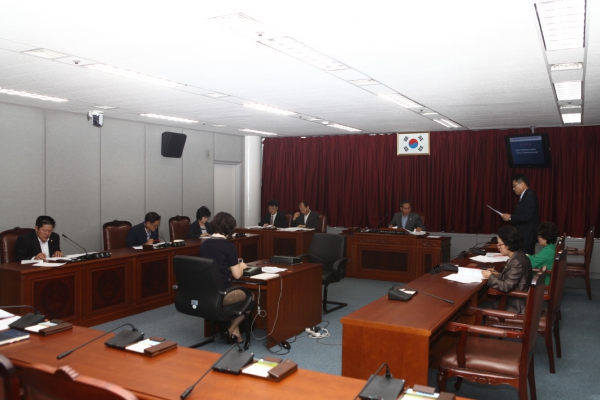 제220회 도봉구의회 임시회중 재무건설위원회