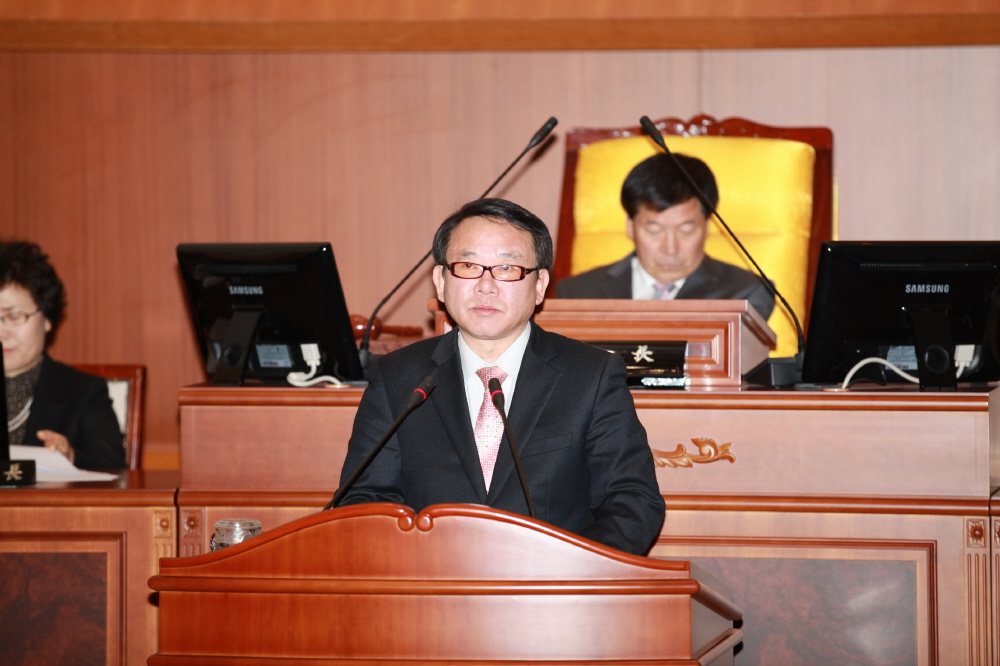 제215회 도봉구의회 임시회 폐회 - 2