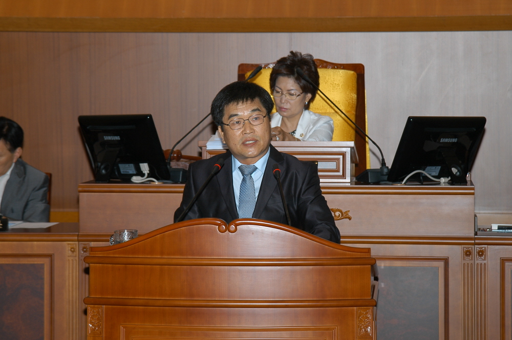제209회 도봉구의회 제1차정례회 중 구정질문(엄성현의원) - 1