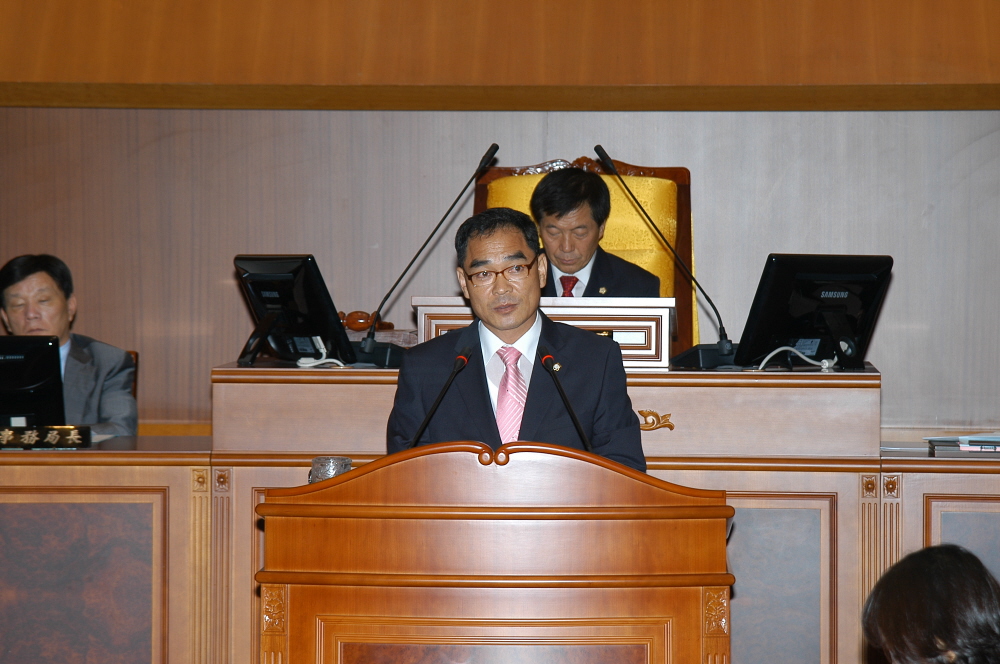 제201회 도봉구의회 구정질문요지(2차)(서울포스트 10.9.14자, 강북신문 10.9.13자)) - 4