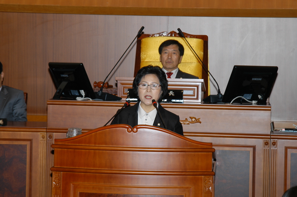 [차명자의원]특정인 위한 예산지원이 옳은 것인가(강북신문 2011.4.25자,서울포스트,동북신문) - 1