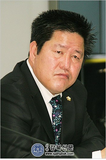  “사랑의 PC보급사업 내년에도 더 확대를”(강북신문 2011. 12. 5자)  - 1