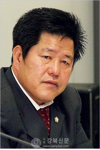초안산길 자전거전용도로 교통흐름 문제와 안전문제 제기(강북신문 2010.12.6자) - 1