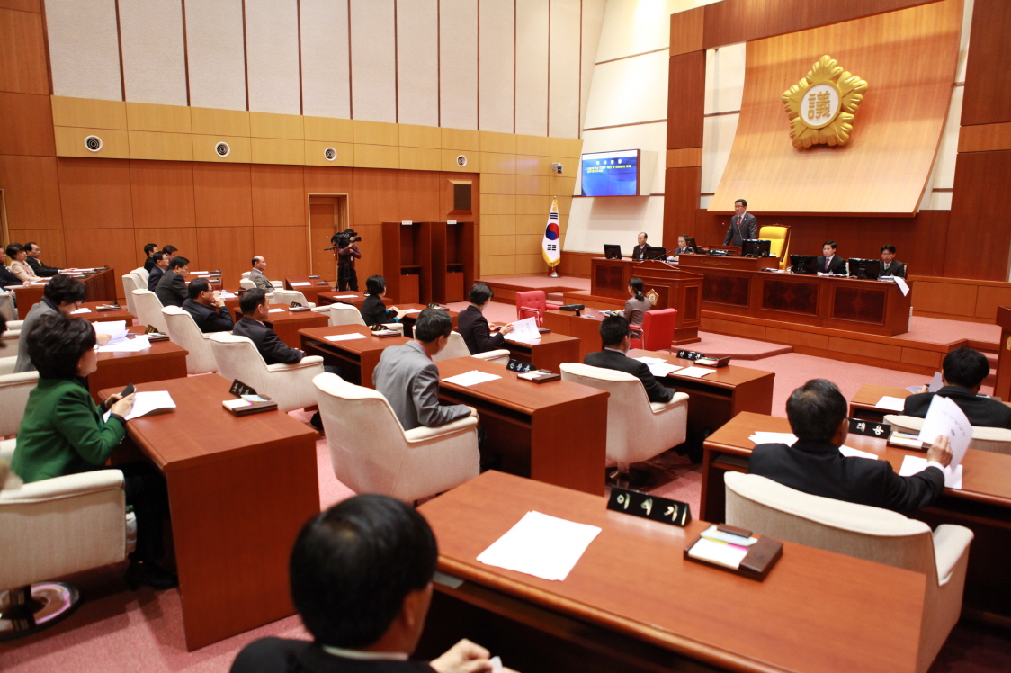 제224회 임시회 폐회(전국매일신문,신아일보